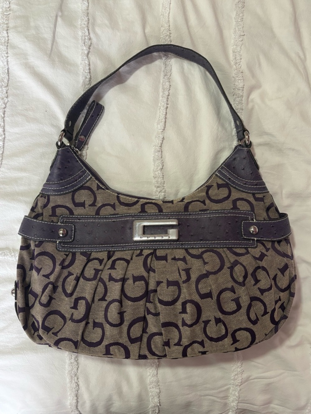 Purple guess bag in real leather
